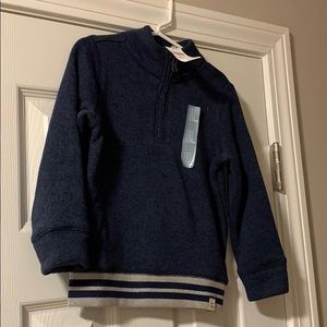 Gap fleece